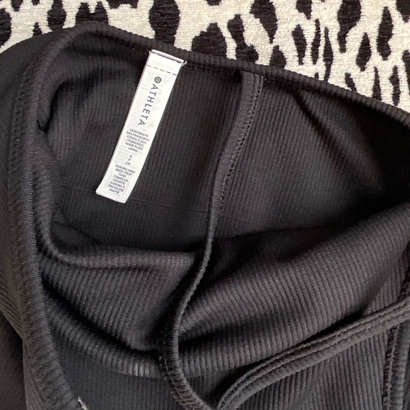 Aurora Black High Neck Ribbed Crop Tank Seamless Size Small - Picture 5 of 6